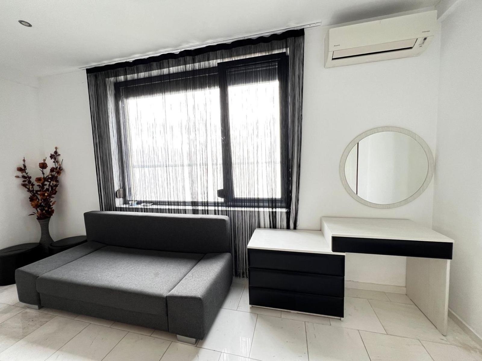 Sophia Lake View Suite Mamaia Exterior foto