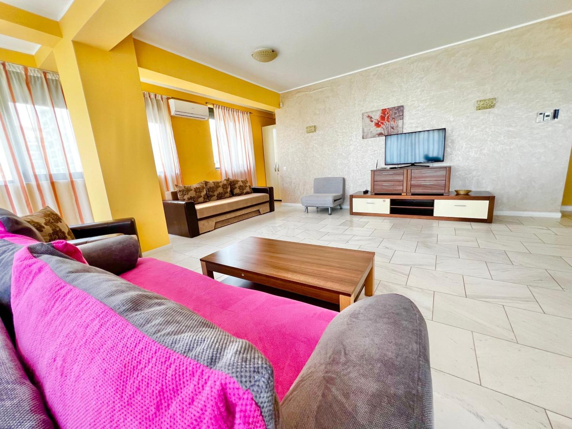Sophia Lake View Suite Mamaia Exterior foto